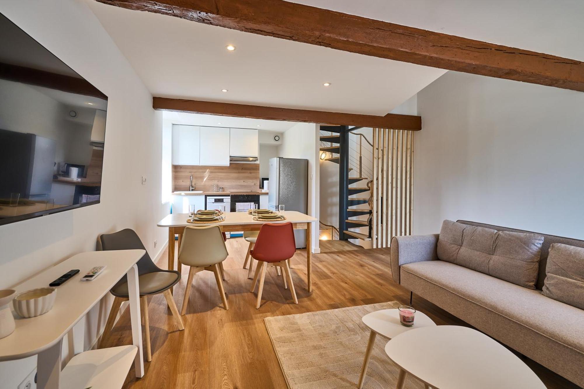 Le Rempart Harmonieux - Triplex Au Pied De La Cite Apartamento